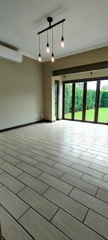 To Let 4 Bedroom Property for Rent in The Coves North West